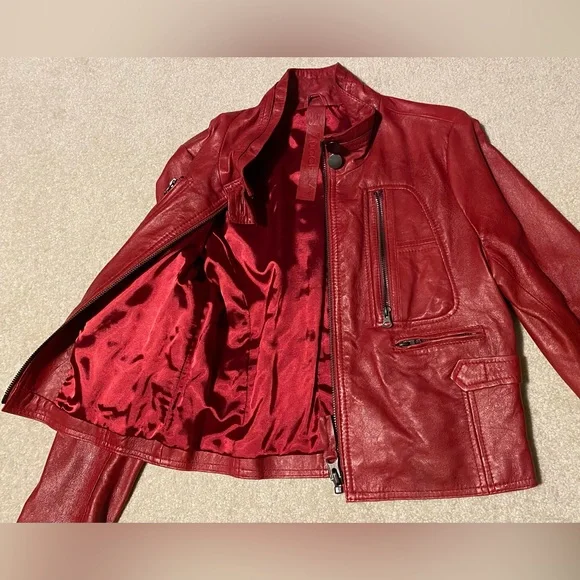 Leather jacket - Picture 2 of 9